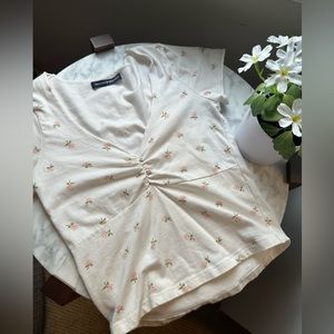 Brandy melville John Galt Amara floral top, pink and white. One size-fits xs-s
